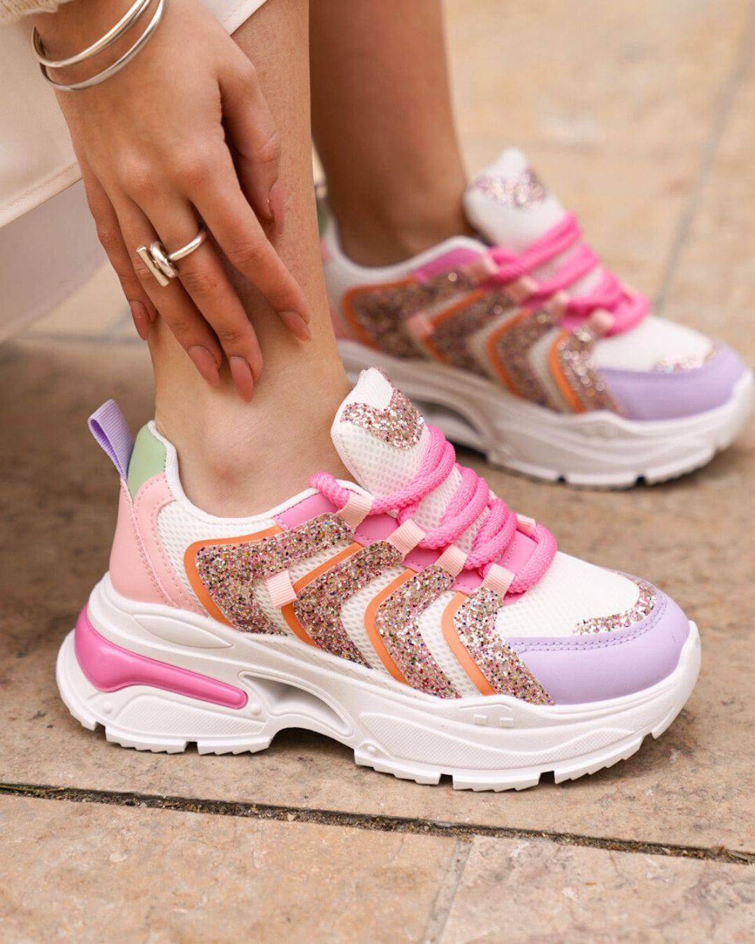 Damen-Sneaker in mehrfarbig mit dicker Sohle und Schnürung - Alisha - Casualmode.de