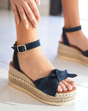 Sandale mit Keilabsatz aus blauem Leder - MJNP98 - Casualmode.de